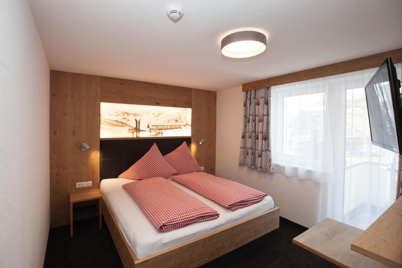 Haus Kuechelspitz Bed and Breakfast Ischgl Eksteriør billede